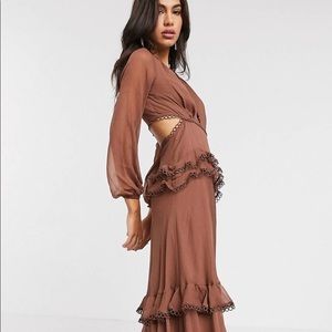 ASOS Dress. Brown. Size 4. Perfect for fall photos!